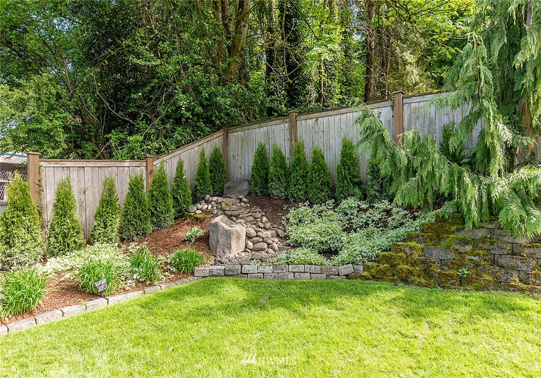 4162 West Mercer Way Mercer Island, WA 98040 - Photo 21 of 24