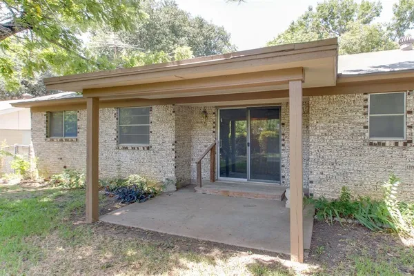 $2,170 | 6024 Blueridge Drive, Watauga, TX 76148
