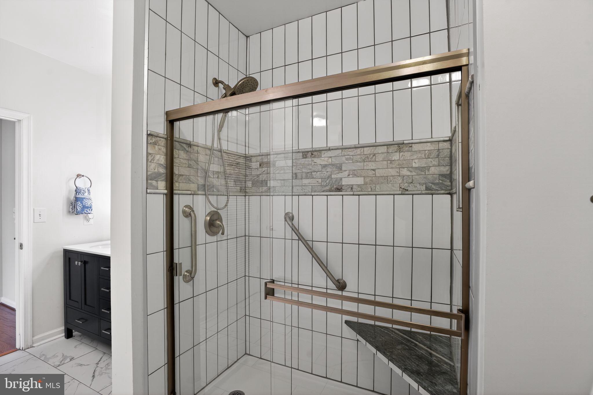 14040 New Acadia Lane, Unit 406 Kettering, MD 20774 - Photo 17 of 38 Primary Ensuite