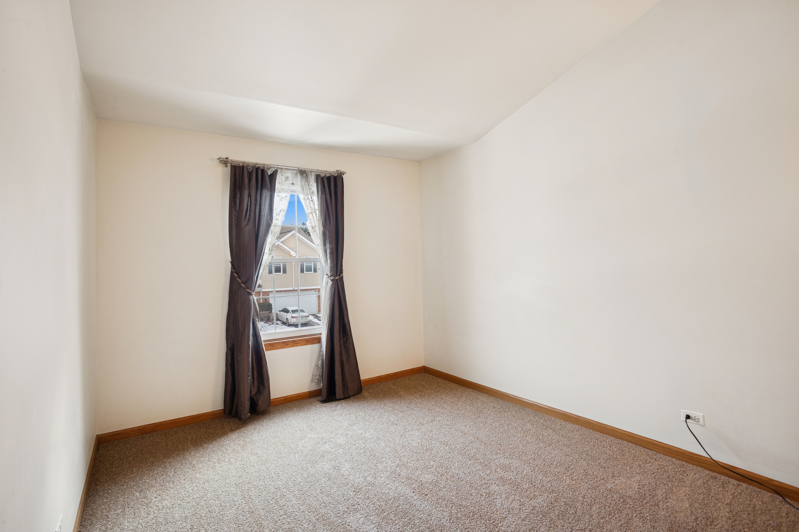 26 Blue Stem Court Streamwood, IL 60107 - Photo 13 of 23