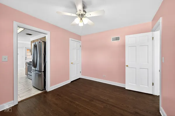 $3,500 | 304 East Golf Road, Arlington Heights, IL 60056