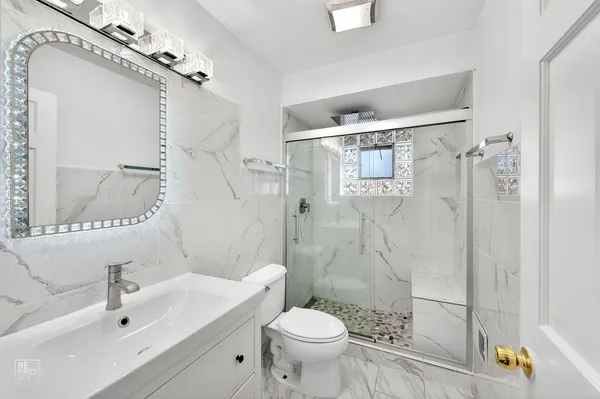 $3,500 | 304 East Golf Road, Arlington Heights, IL 60056