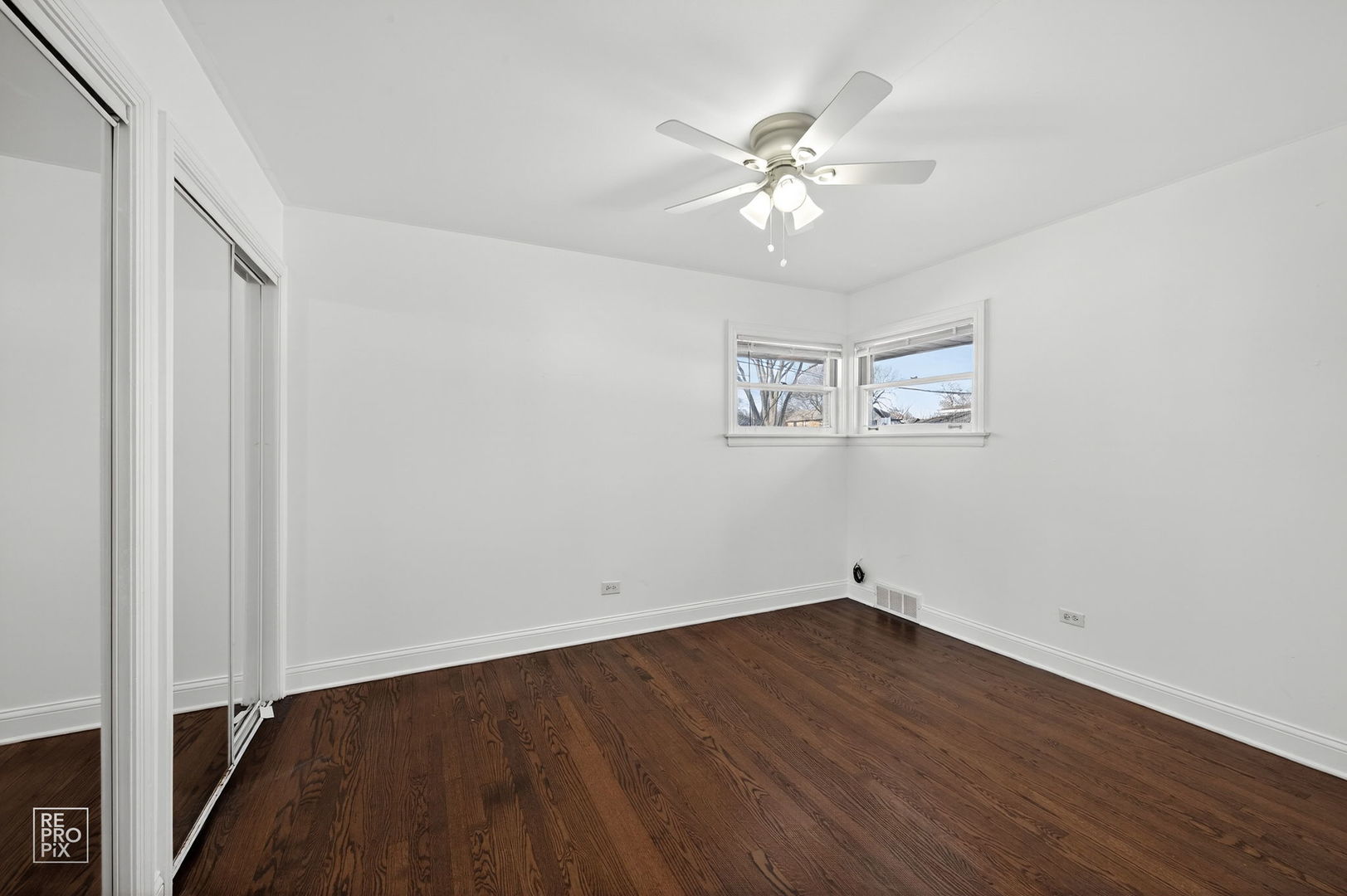 304 East Golf Road Arlington Heights, IL 60056 - Photo 8 of 13