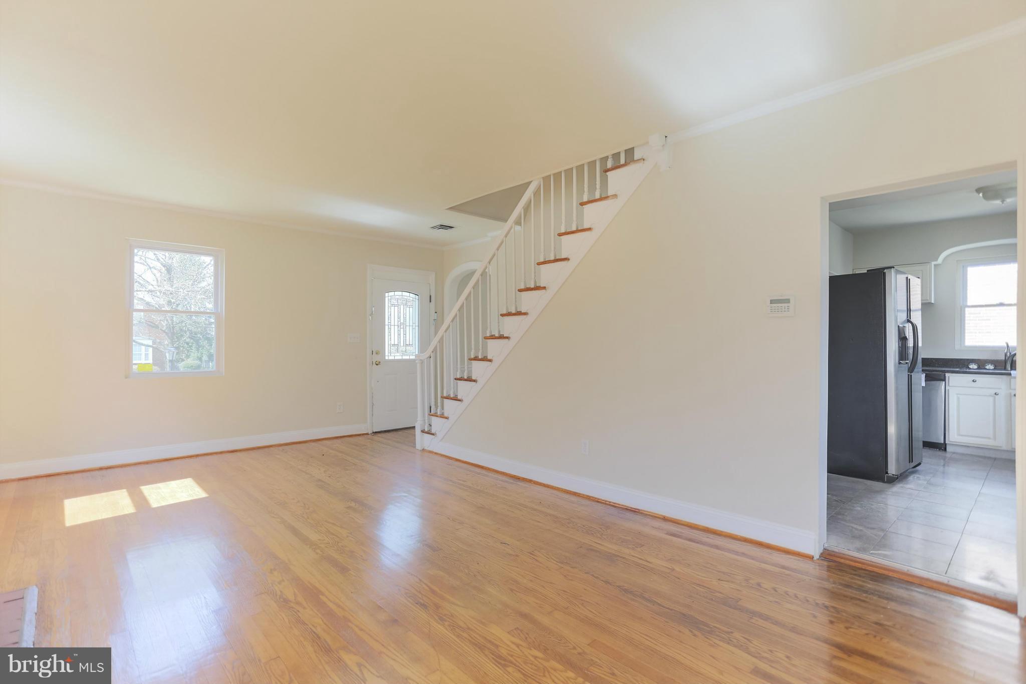 3809 Cedardale Road Baltimore, MD 21215 - Photo 5 of 18 Interior (General)