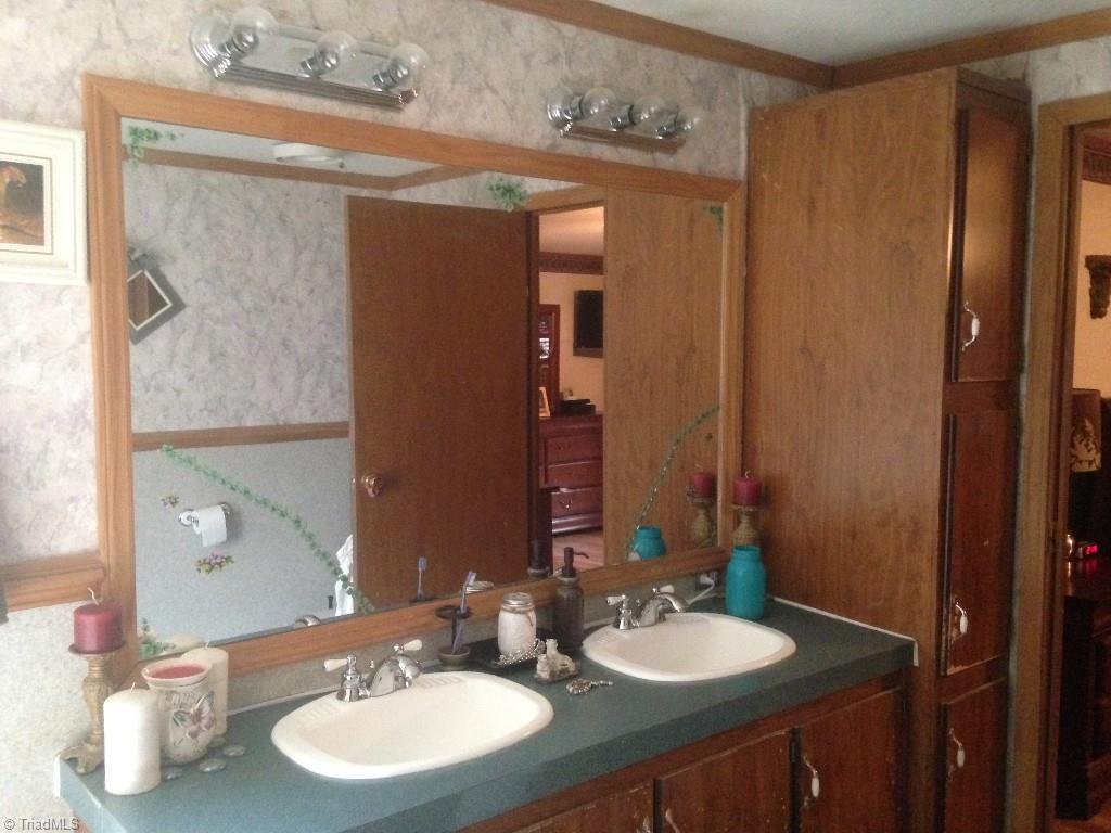 1100 Wells Creek Road Madison, NC 27025 - Photo 19 of 22