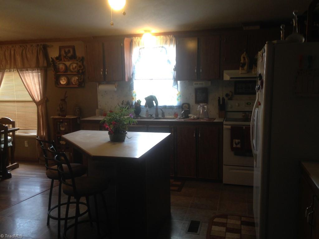 1100 Wells Creek Road Madison, NC 27025 - Photo 20 of 22