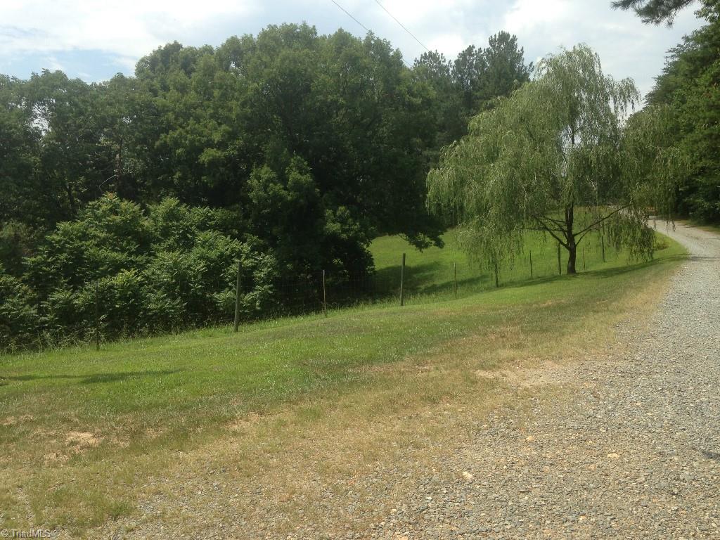 1100 Wells Creek Road Madison, NC 27025 - Photo 4 of 22