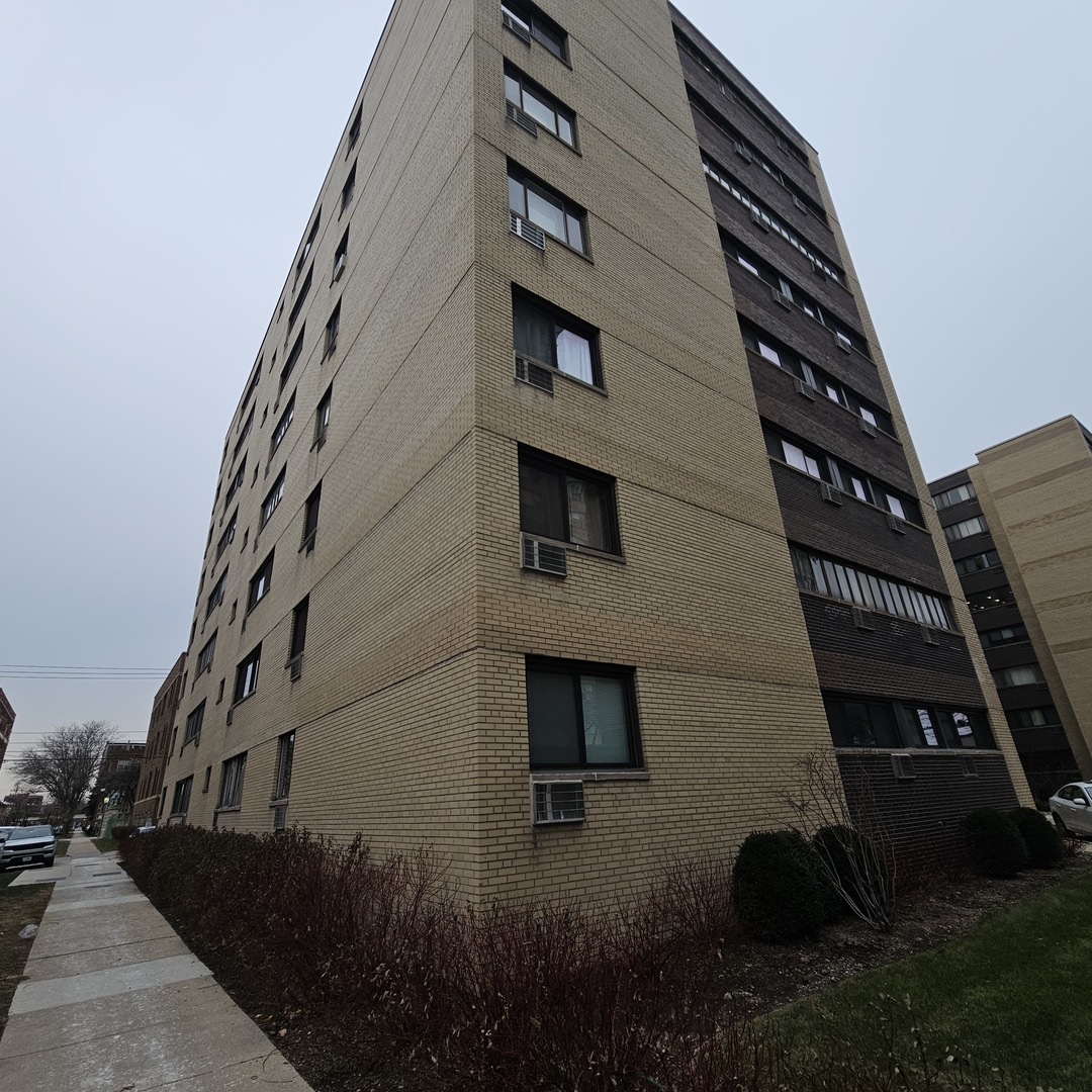 6300 North Sheridan Road, Unit 406 Chicago, IL 60660 - Photo 3 of 7