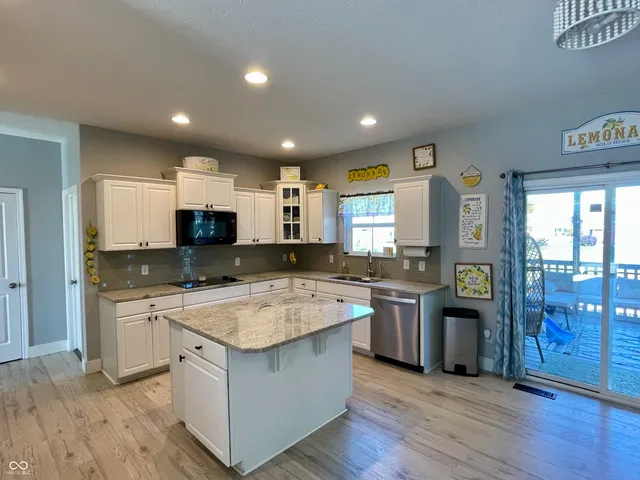 $475,000 | 4022 Sunnyside Court, Danville, IN 46122