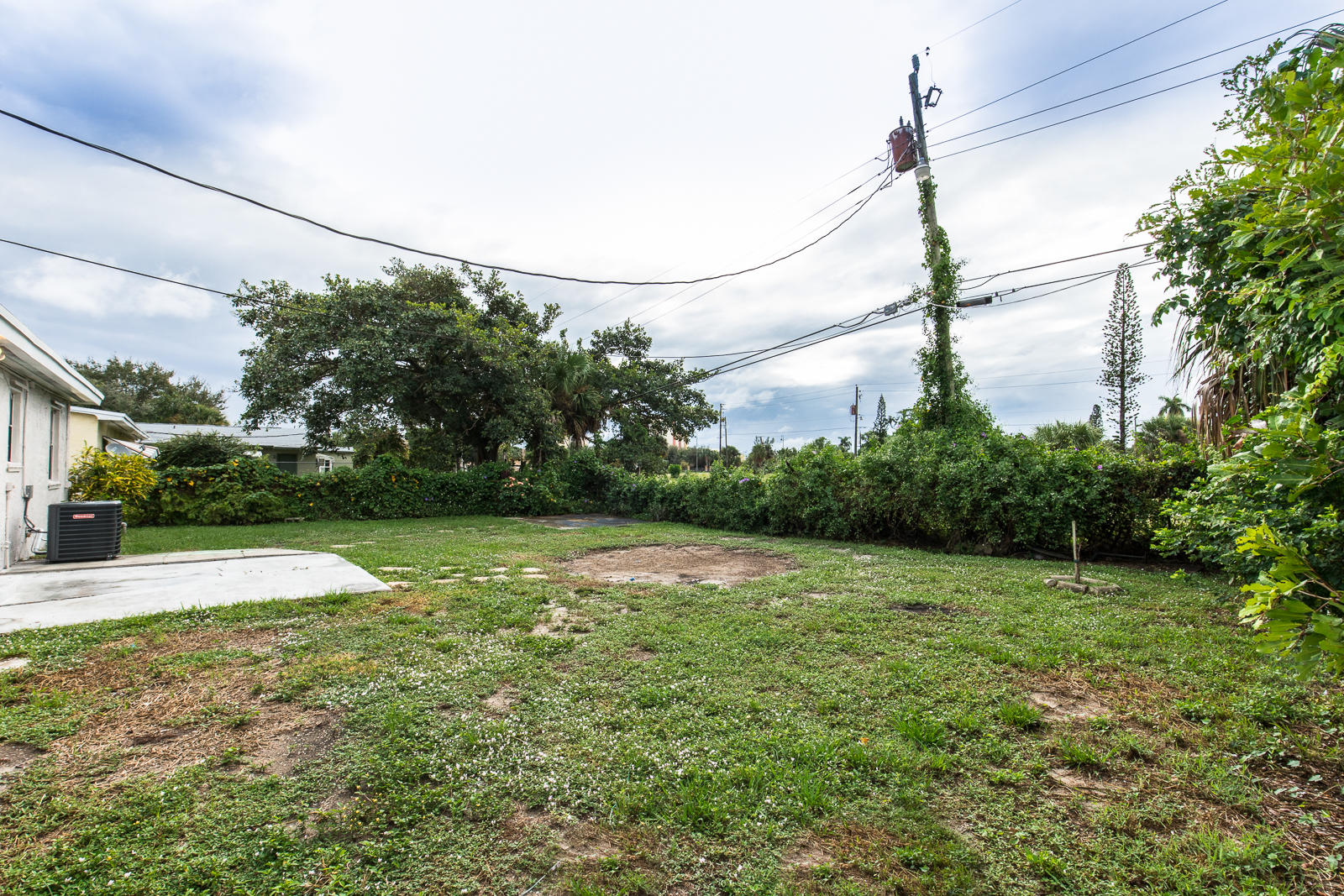 55 West 34th Street Riviera Beach, FL 33404 - Photo 25 of 26 6D1A4495