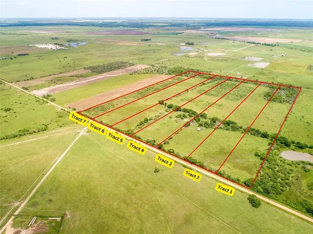 $140,000 | 1 County Road 469, El Campo, TX 77437
