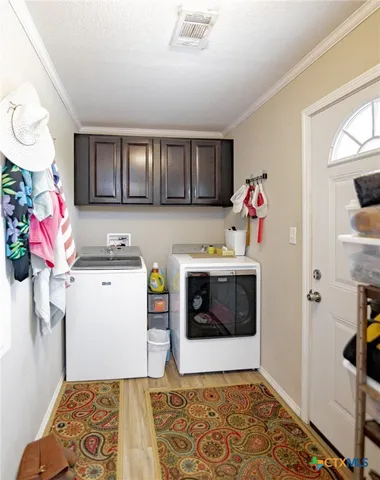 $569,900 | 1891 Dworaczyk Road, Yorktown, TX 78164