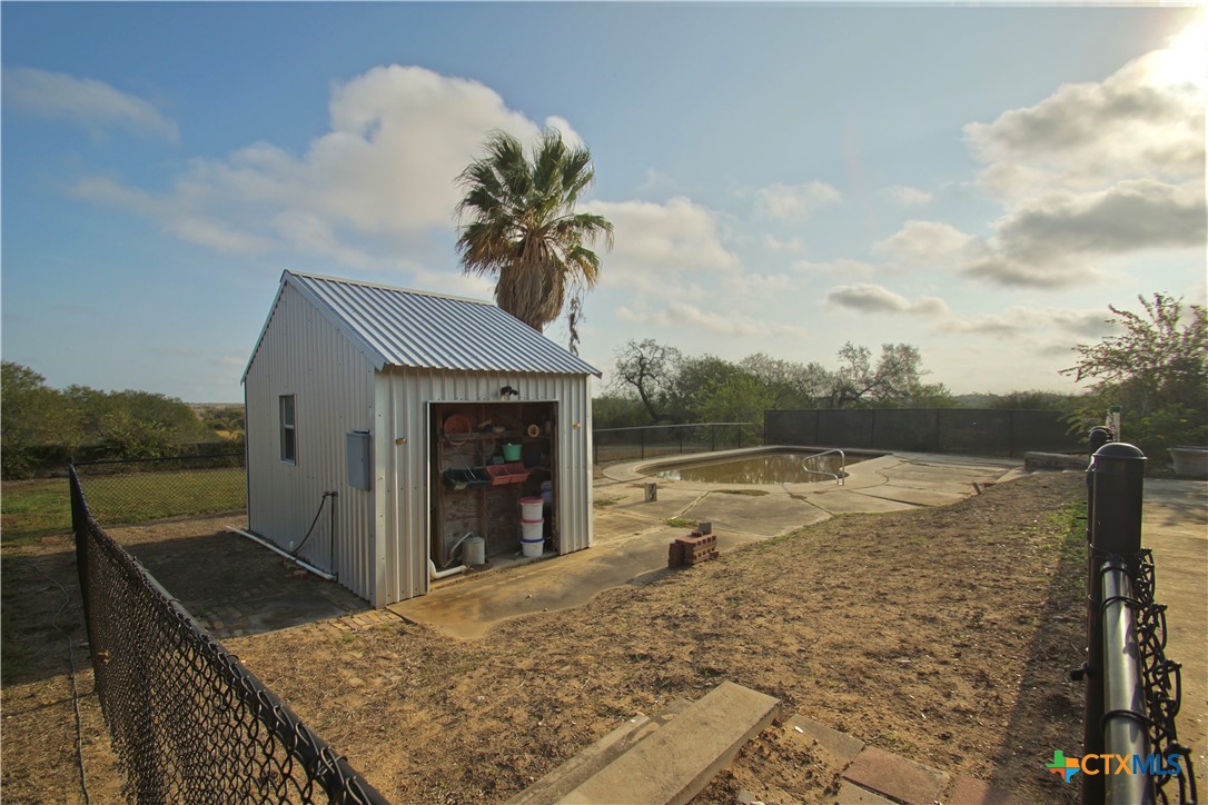 1891 Dworaczyk Road Yorktown, TX 78164 - Photo 36 of 45