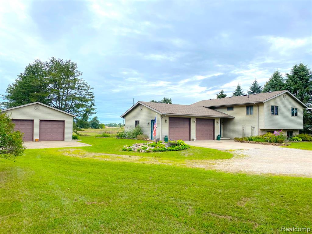4870 Mertz Road Mayville, MI 48744 - Photo 4 of 34