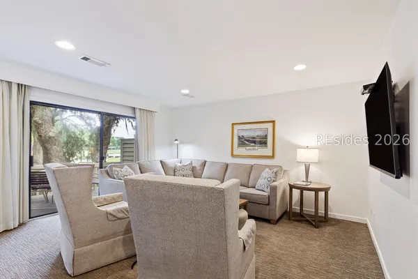 $1,800 | 70 Lighthouse Road, Unit 2873, Hilton Head Island, SC 29928