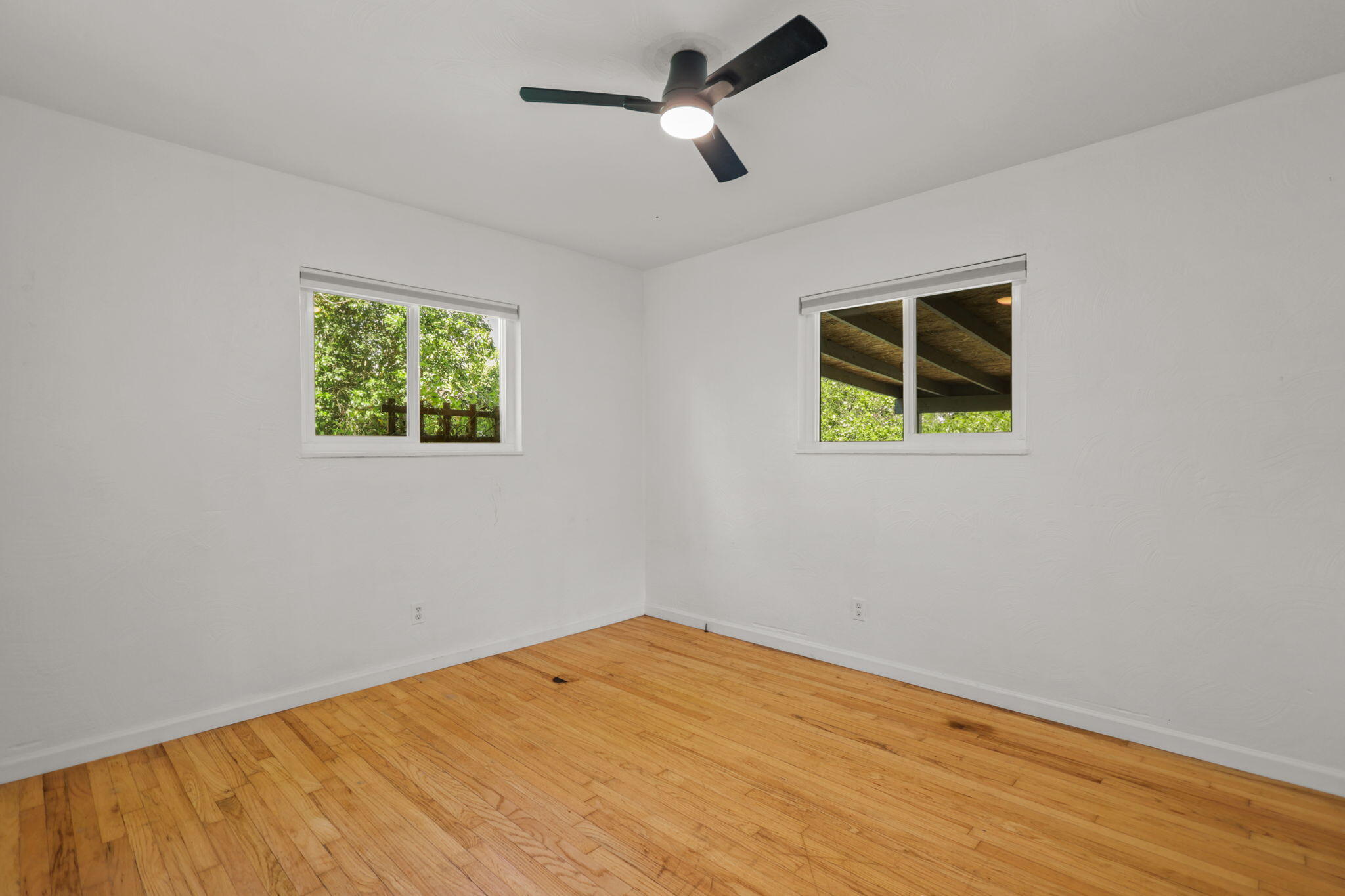 5730 East Bonnyview Road Redding, CA 96001 - Photo 20 of 44 Bedroom 2