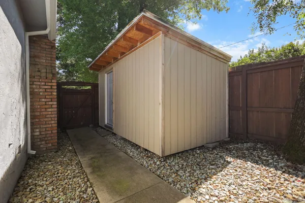 $354,900 | 5730 East Bonnyview Road, Redding, CA 96001