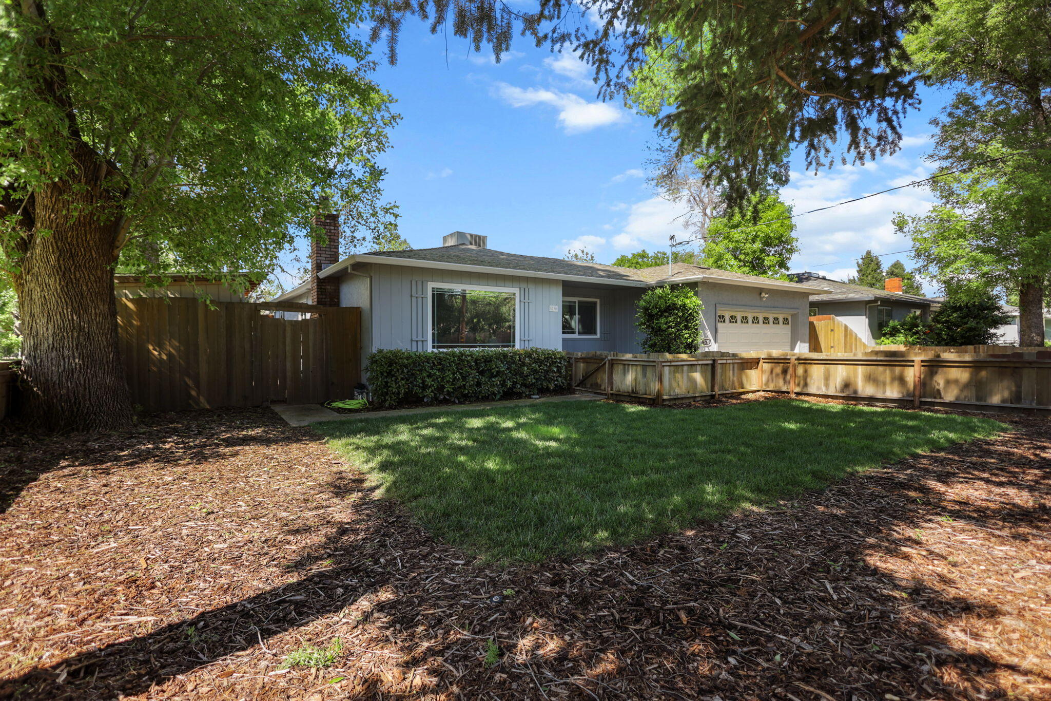 5730 East Bonnyview Road Redding, CA 96001 - Photo 39 of 44 37-web-or-mls-8Q0A2215
