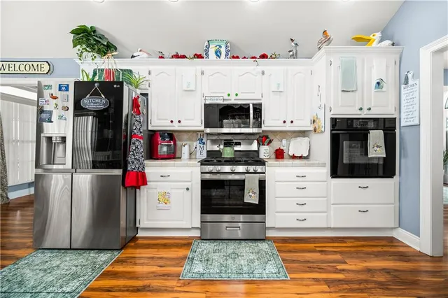 $830,500 | 1156 Palmer Chapel Road, Pineville, LA 71360