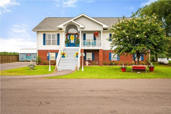 $755,500 | 1156 Palmer Chapel Road, Pineville, LA 71360