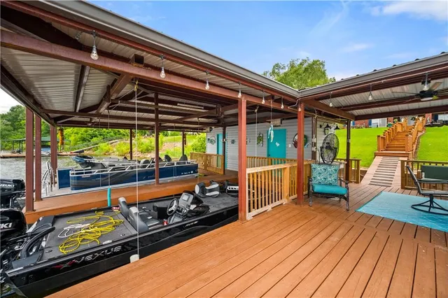 $830,500 | 1156 Palmer Chapel Road, Pineville, LA 71360