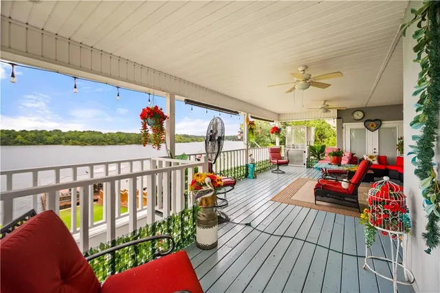 $830,500 | 1156 Palmer Chapel Road, Pineville, LA 71360