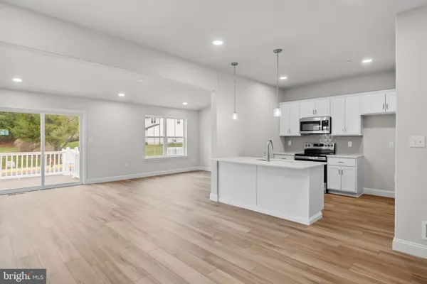 $349,900 | 205 Lucille Way, Fleetwood, PA 19522