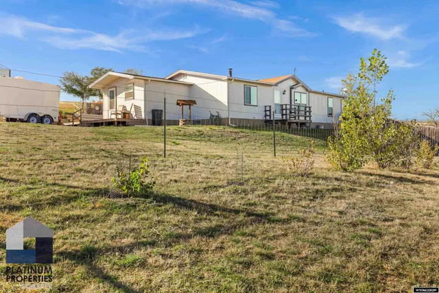 $446,000 | 12761 East US Highway 20-26, Evansville, WY 82636