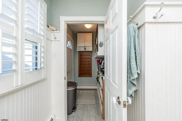a view of a entryway