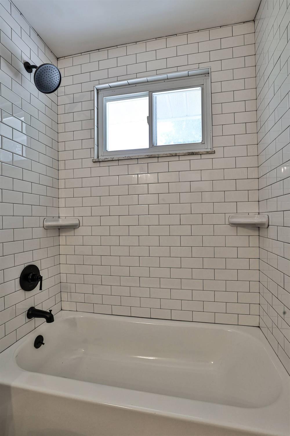 1001 Bay Road West Harrison, IN 47060 - Photo 24 of 41 Gallery Image 24