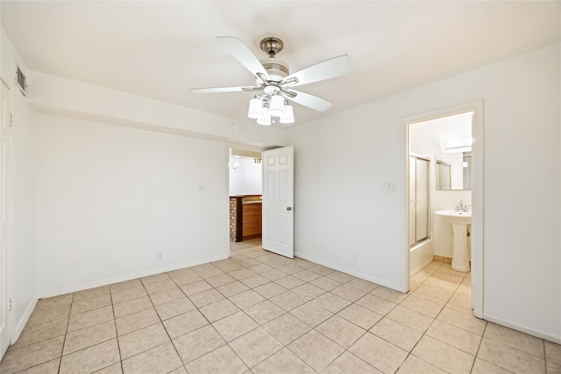 4321 Hazard Street, Unit 2 Houston, TX 77098 - Photo 10 of 16