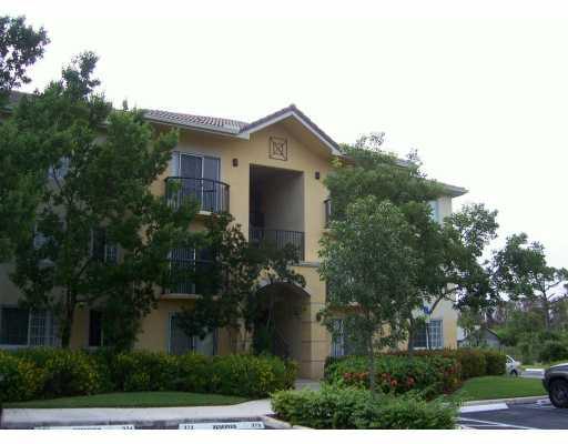 4195 Haverhill Road, Unit 323 West Palm Beach, FL 33417 - Photo 2 of 16 Additional Photo