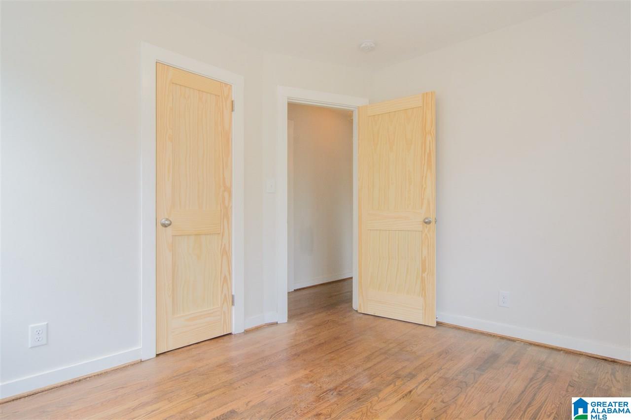 705 47th Street South Birmingham, AL 35222 - Photo 28 of 32