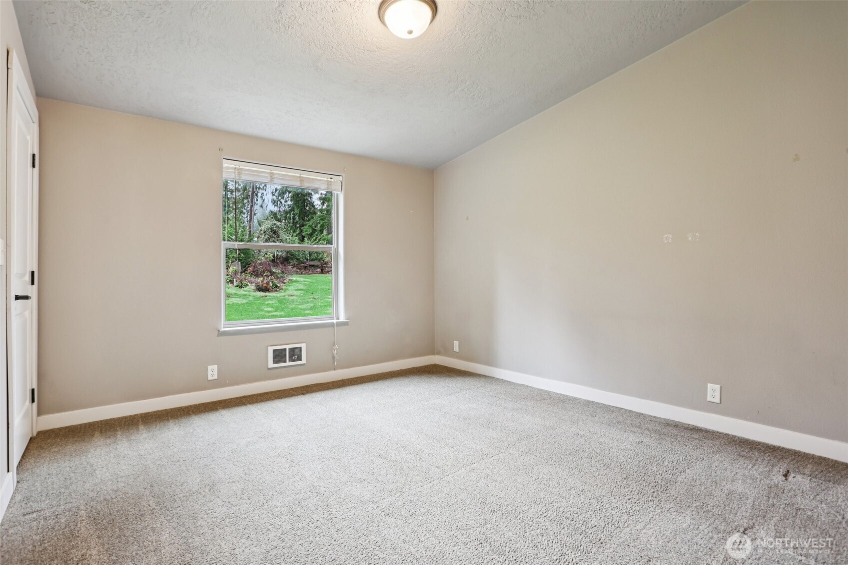 11416 Bollenbaugh Hill Road Monroe, WA 98272 - Photo 15 of 37