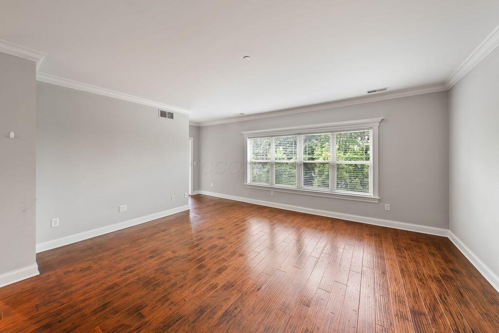 3175 Tremont Road, Unit 409 Columbus, OH 43221 - Photo 21 of 42 DSC06944
