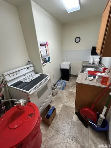 $2,000 | 240 South Us Highway, Unit A1, Fernley, NV 89408