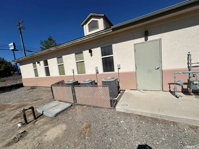 $2,000 | 240 South Us Highway, Unit A1, Fernley, NV 89408