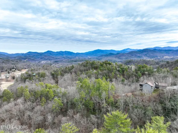 $325,000 | Lot 20 Slate Quarry Point Road, Townsend, TN 37882