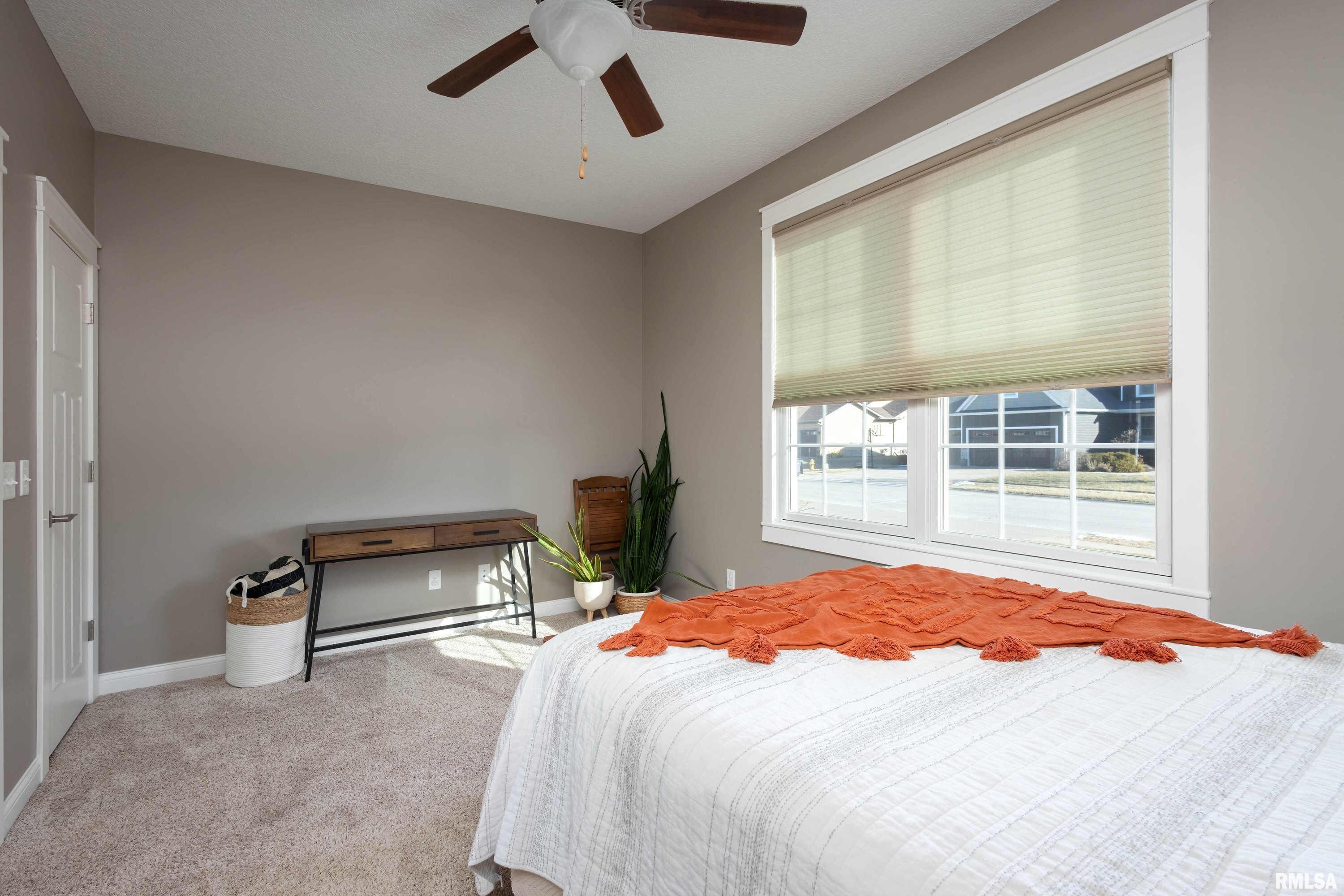 5856 Emily Road Bettendorf, IA 52722 - Photo 18 of 31 Gallery Image 18