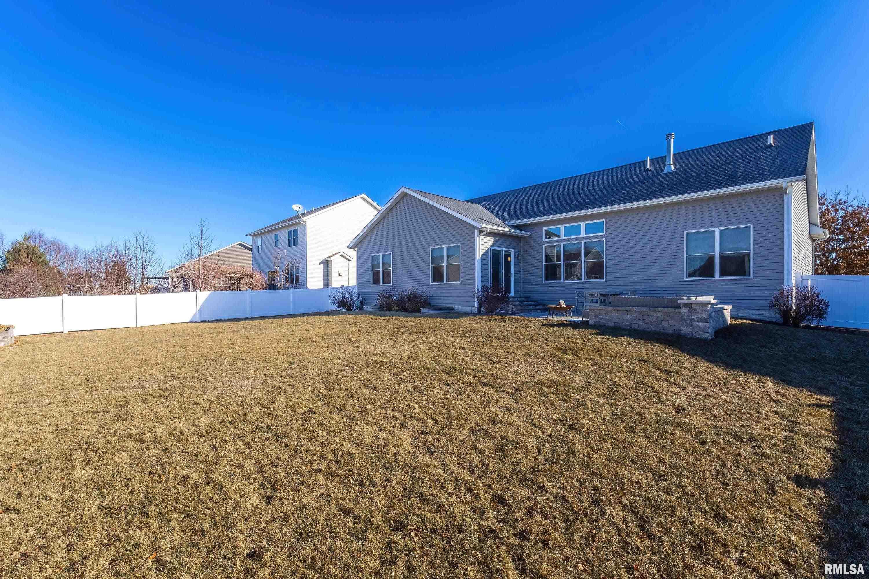 5856 Emily Road Bettendorf, IA 52722 - Photo 30 of 31 Gallery Image 30