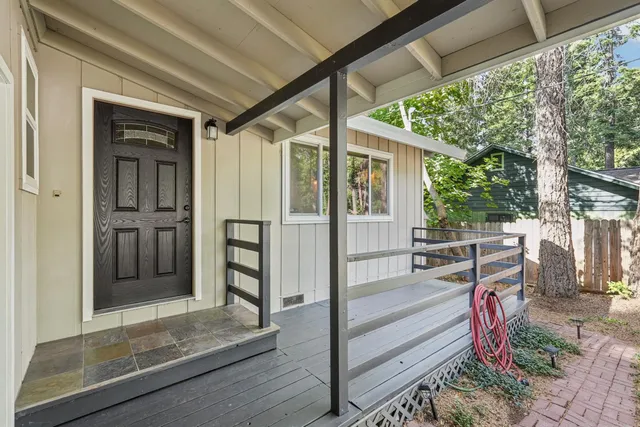 a view of outdoor space