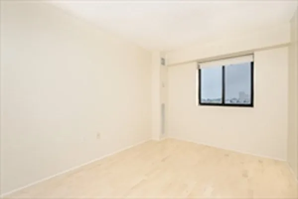 $2,900 | 15 North Beacon Street, Unit 604, Boston, MA 02134