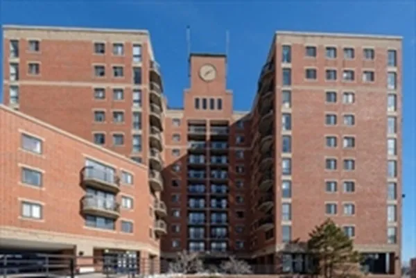 $2,900 | 15 North Beacon Street, Unit 604, Boston, MA 02134