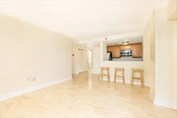 $2,900 | 15 North Beacon Street, Unit 604, Boston, MA 02134