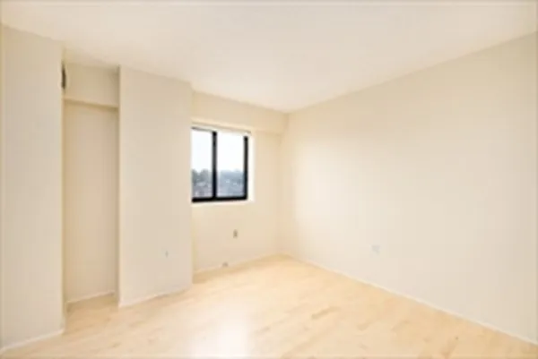 $2,900 | 15 North Beacon Street, Unit 604, Boston, MA 02134