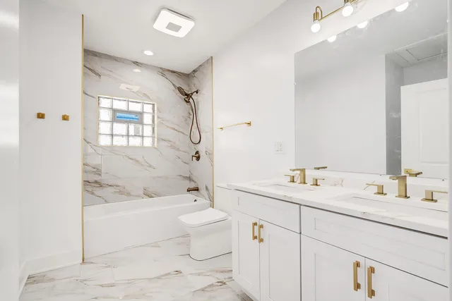 $190,000 | 15231 Ashland Avenue, Harvey, IL 60426