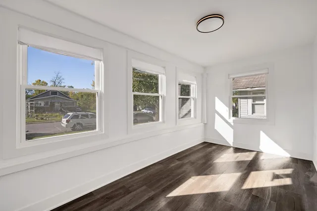 $190,000 | 15231 Ashland Avenue, Harvey, IL 60426