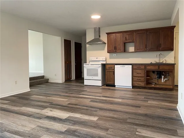 $1,850,000 | 1201 Main Street, Parkville, MO 64152