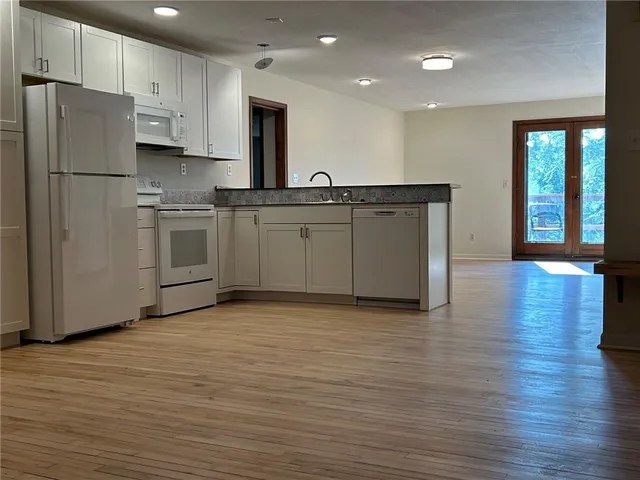 $1,850,000 | 1201 Main Street, Parkville, MO 64152