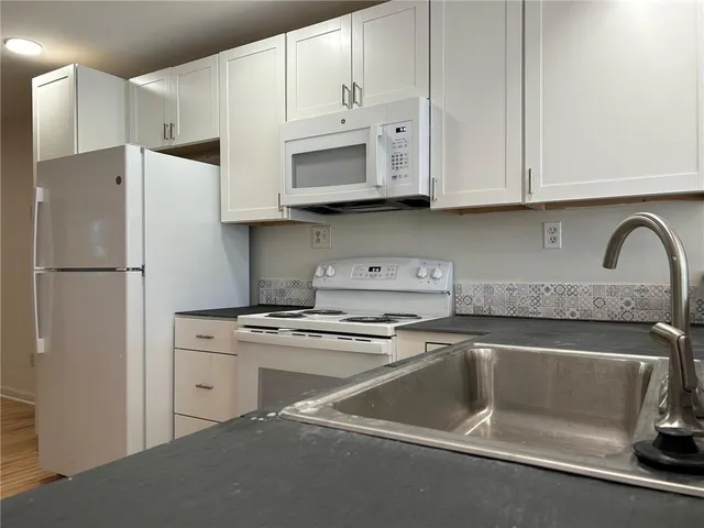 $1,850,000 | 1201 Main Street, Parkville, MO 64152